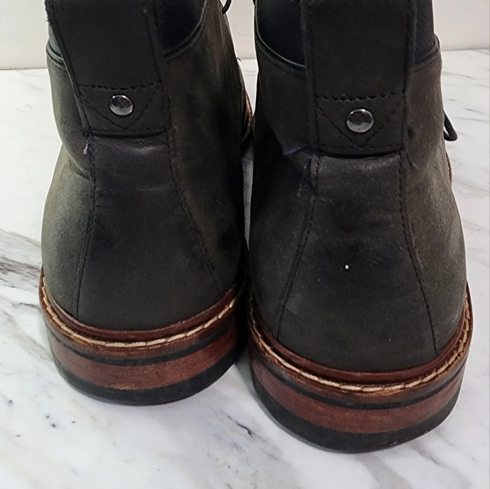 Cole‎ haan chuka boots A6 Green